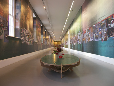 Jorge Pardo, installation shot, Irish Museum of Modern Art, 2010; photo Denis Mortell; courtesy IMMA